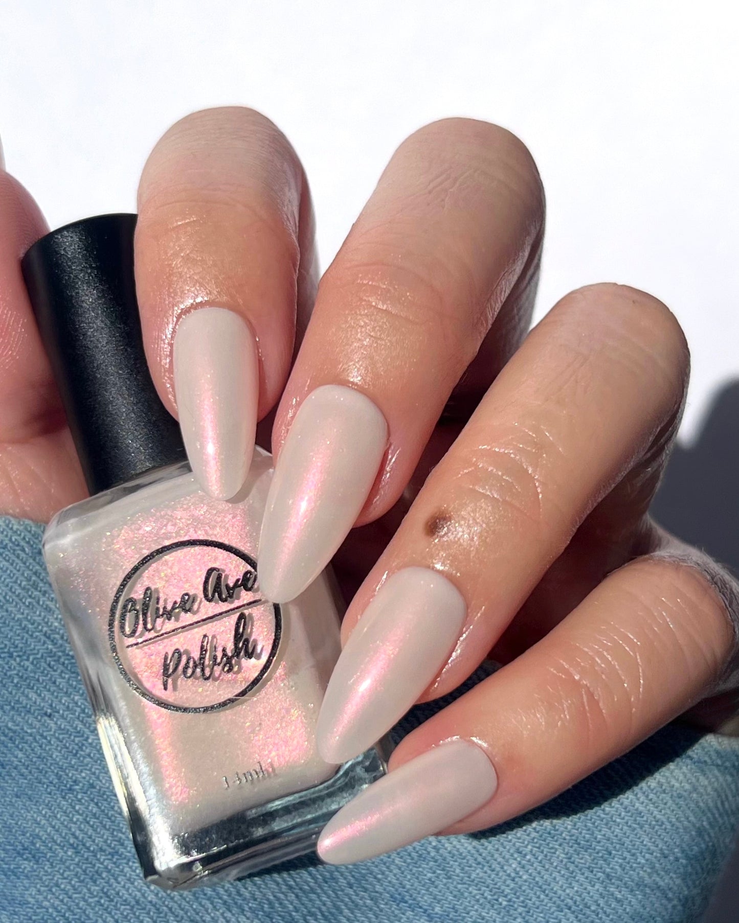 Cirrus | Warm Coppery Shimmer