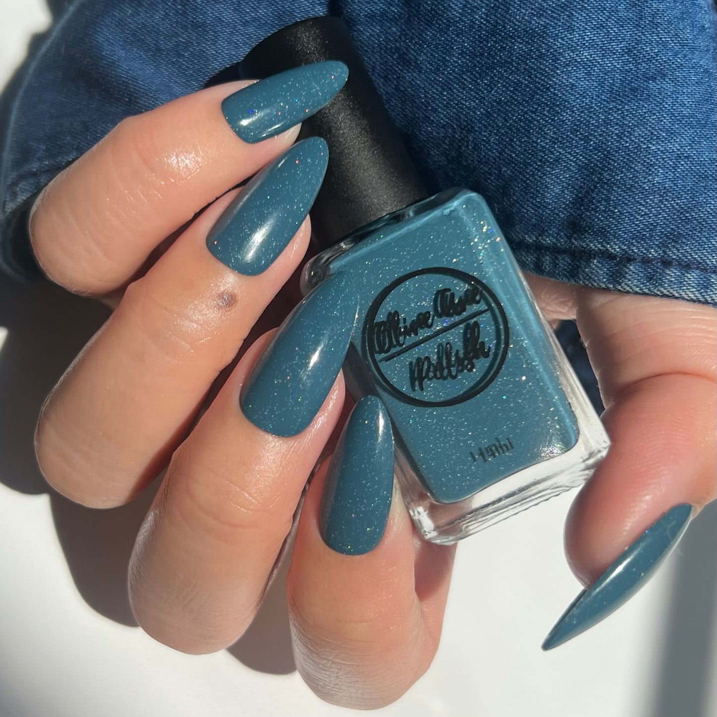 Raindrop | dusty blue holographic cream