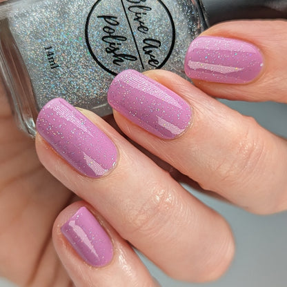 Hail | Scattered Holographic Topper