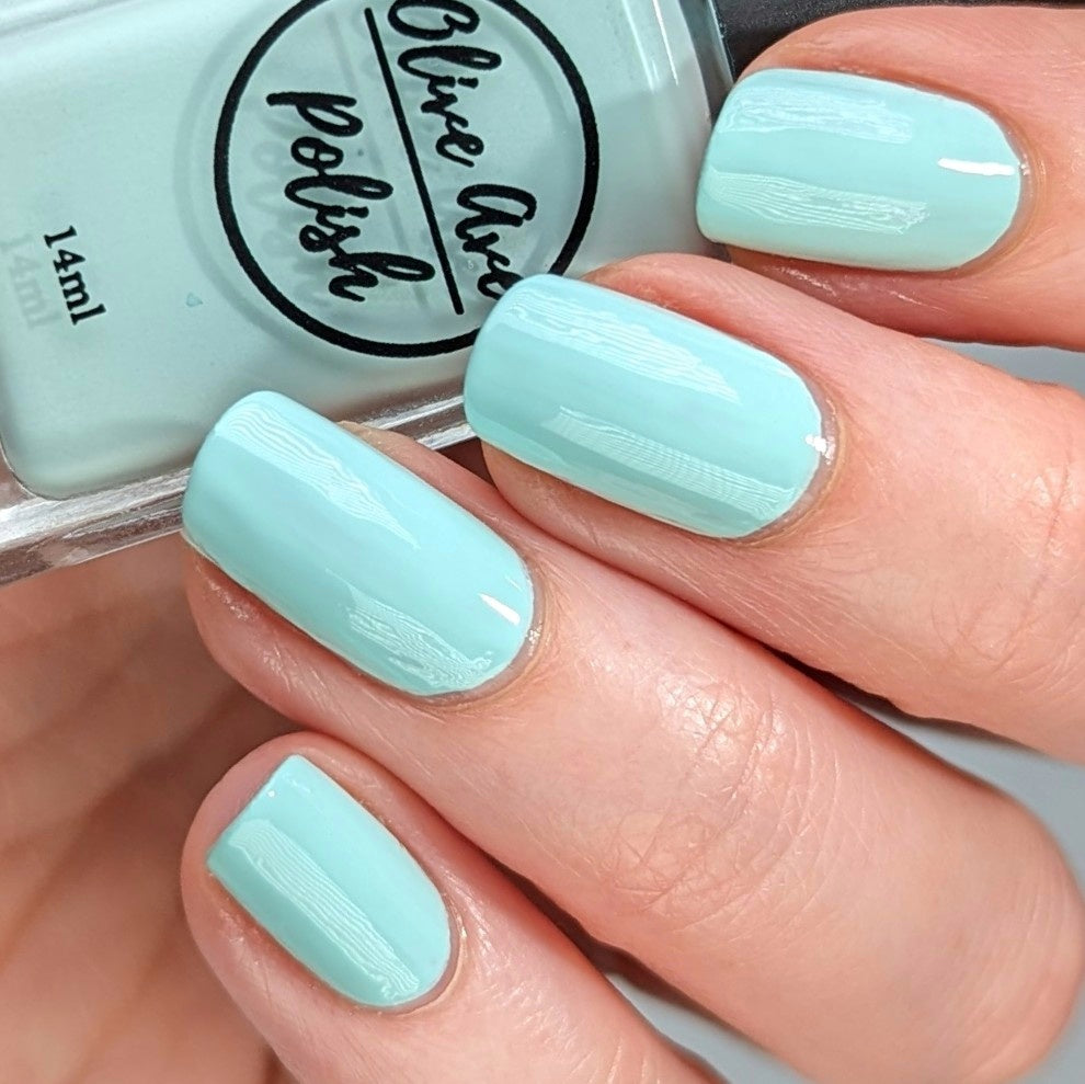 Breeze | pastel minty blue