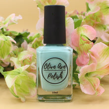 Load image into Gallery viewer, tiffany blue nail polish bottle