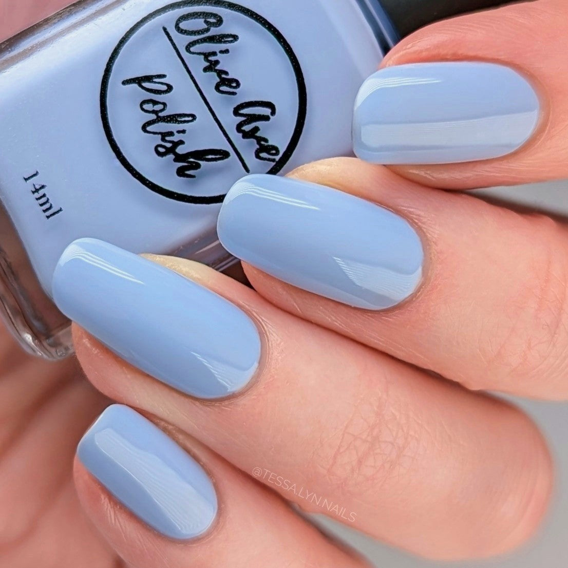 Indie Nails Cloudy Blue is Free of 12 toxins vegan cruelty-free quick dry  glossy finish chip resistant. Light Blue Colour shade Liquid: 5 ml. Blue  Nail Polish for Nail Art - Virtual Kart